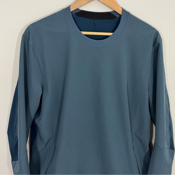 Lululemon Warp Lite Long Sleeve Shirt Mens L Blue Crewneck Waterproof Jacket EUC - Picture 2 of 13